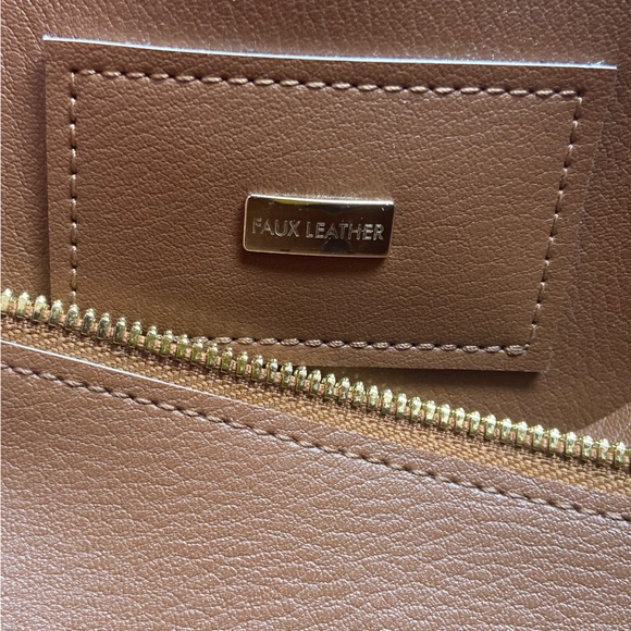 Alexandra K beige camel tote with pouch - Picture 4 of 7